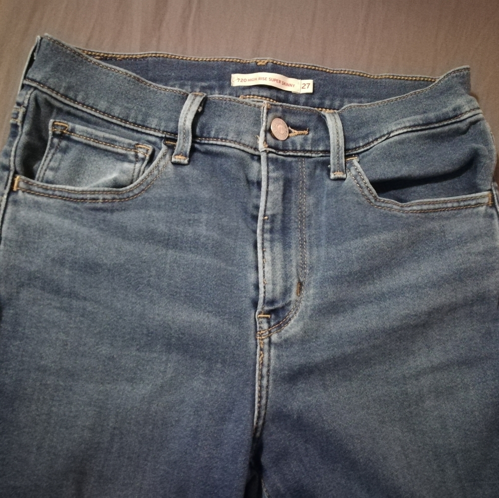 Skinny jeans